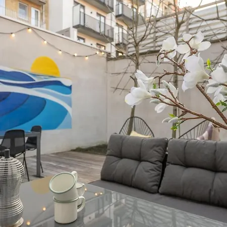 Pino, Cosy à Zee Voor 9 Gasten Met Terras Knokke-Heist