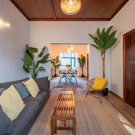 Pino, Cosy A Zee Voor 9 Gasten Met Terras Ferienhaus