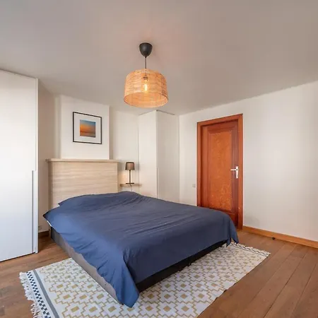Pino, Cosy à Zee Voor 9 Gasten Met Terras