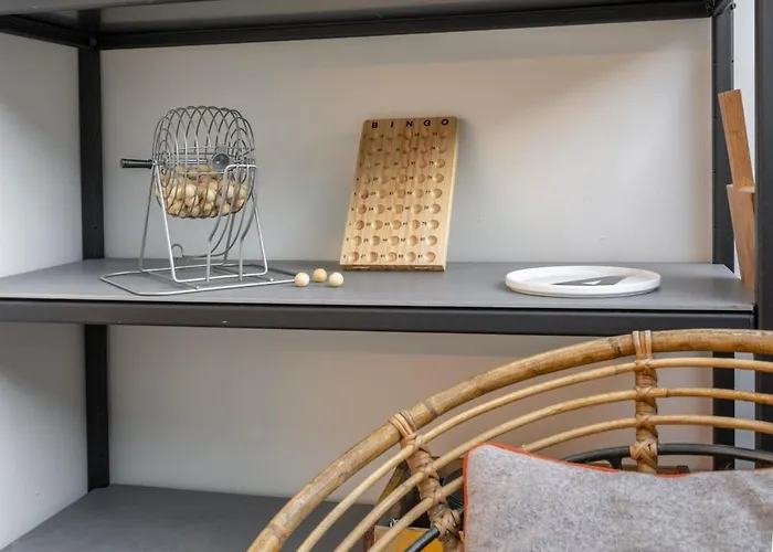 Pino, Cosy A Zee Voor 9 Gasten Met Terras Knokke-Heist