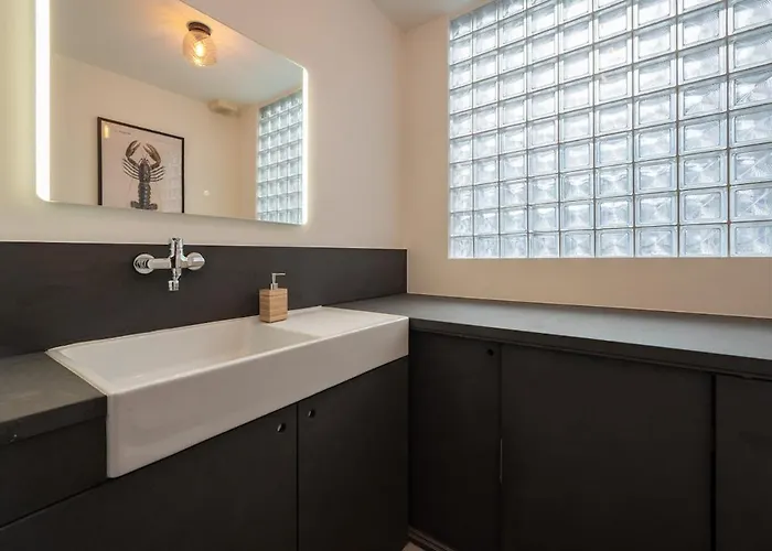 Pino, Cosy A Zee Voor 9 Gasten Met Terras * Knokke-Heist